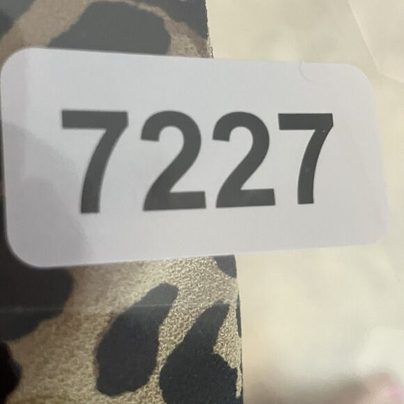 J.Crew Blouse Womens Large Ruffle‎ Neck Leopard Print Long Sleeve Style AJ555 - Picture 8 of 8